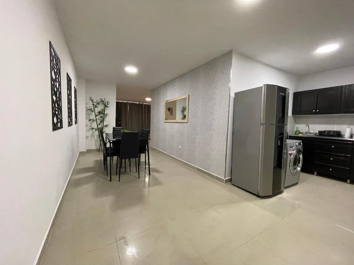 شقة House Inn ميديلين
