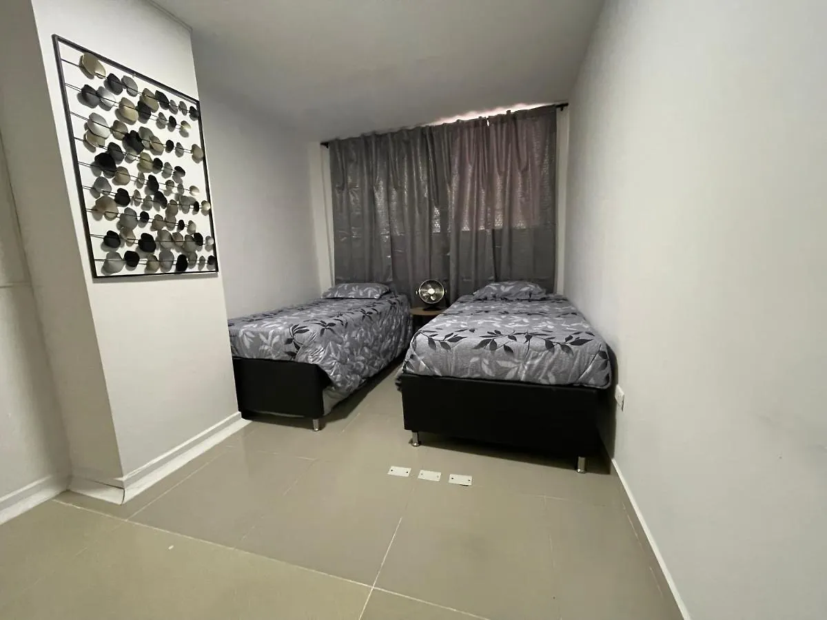 House Inn ميديلين