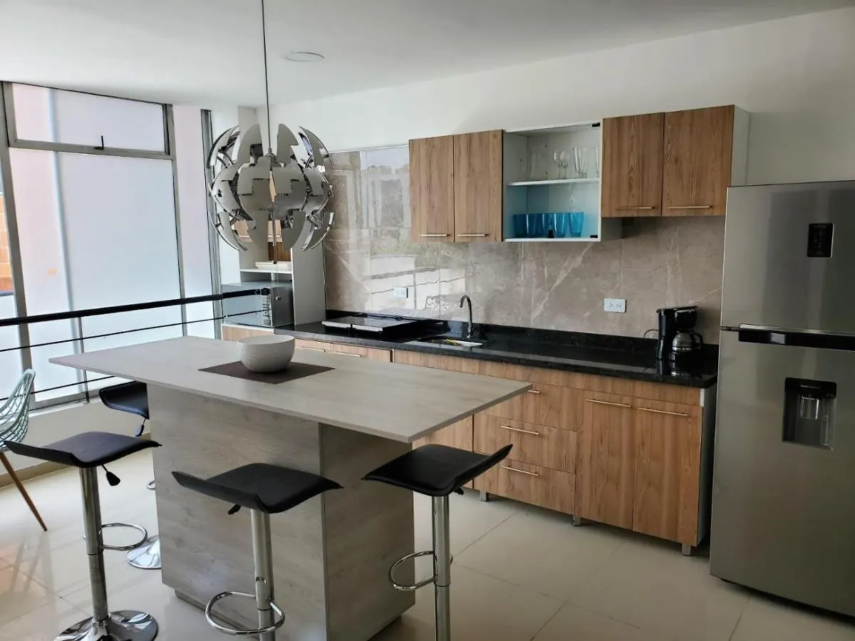 House Inn ميديلين
