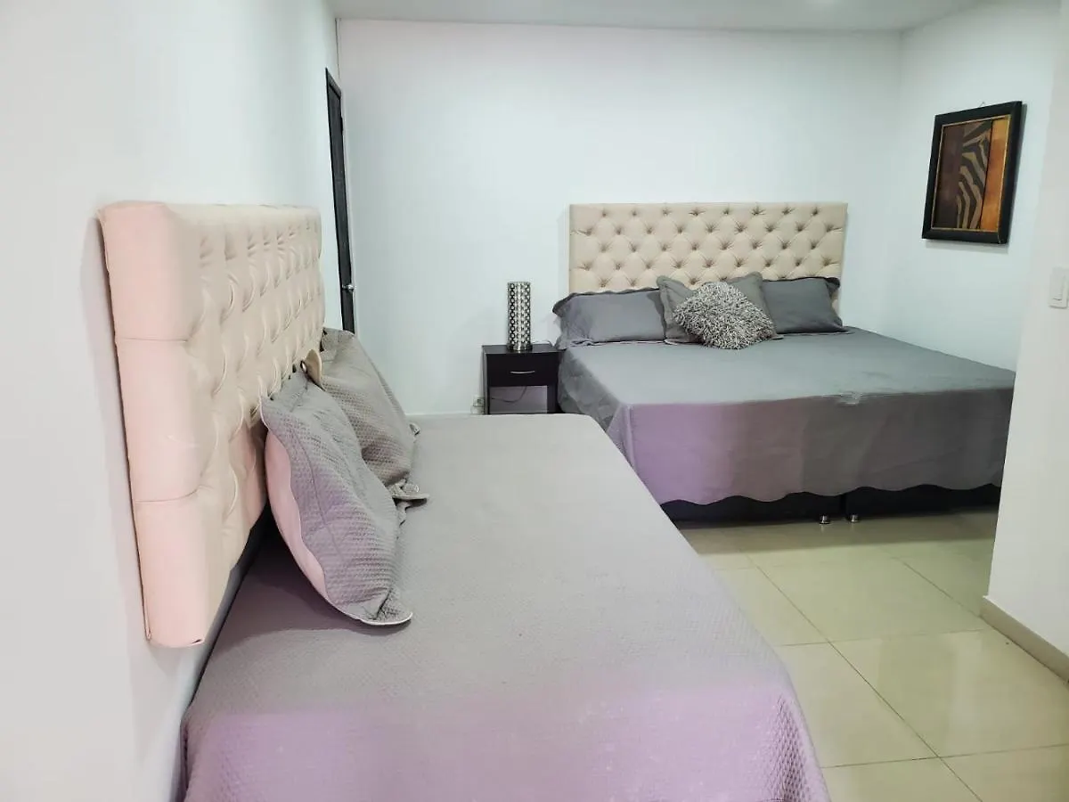 House Inn ميديلين